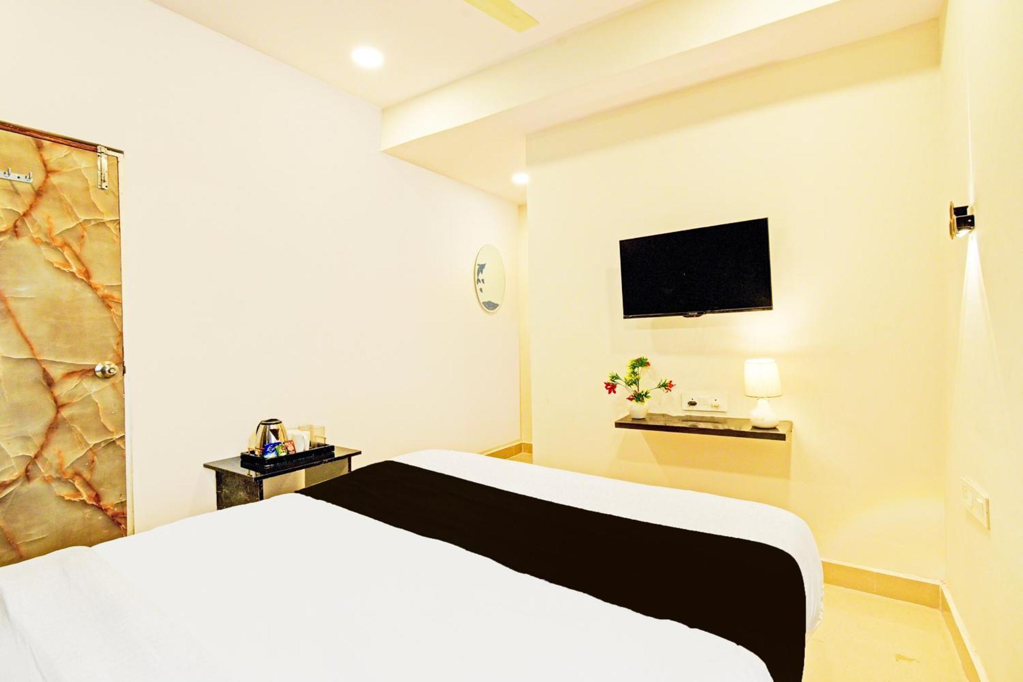 Hotel O Malani Inn ไฮเดอราบัด ภายนอก รูปภาพ