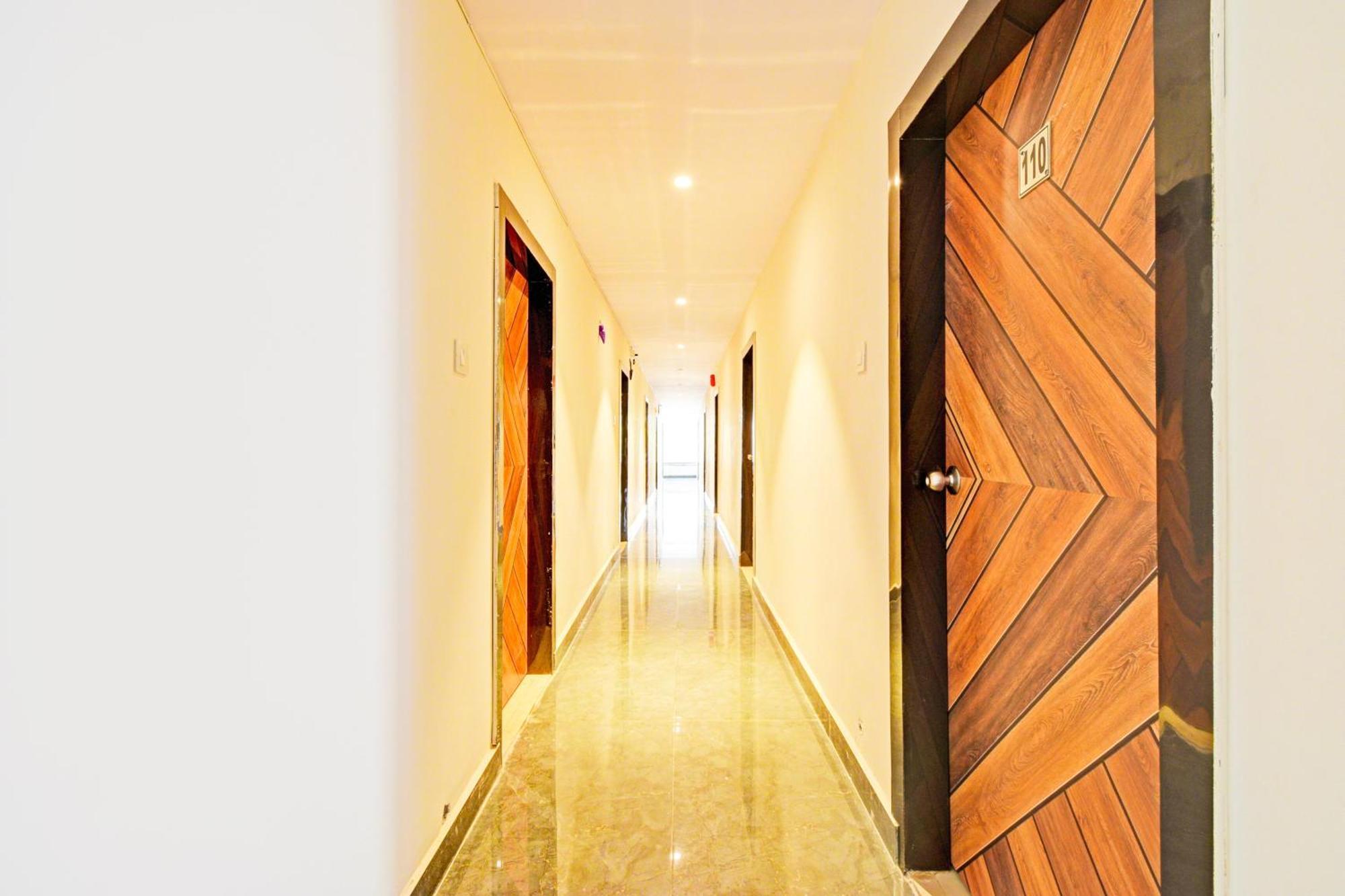 Hotel O Malani Inn ไฮเดอราบัด ภายนอก รูปภาพ